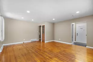 4306 N 72nd St, Milwaukee, WI 53216 - Photo 3