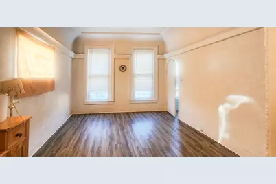 403  6th St, Racine, WI 53403 - Photo 15