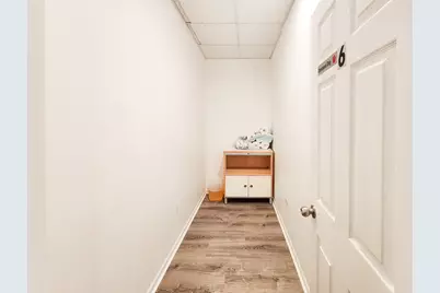 403  6th St, Racine, WI 53403 - Photo 11