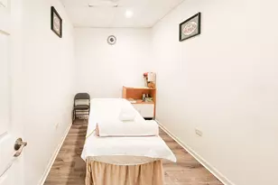 403 6th St, Racine, WI 53403 - Photo 7