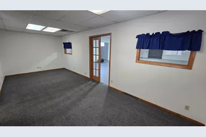 5408 W Electric Ave, West Allis, WI 53219 - Photo 11