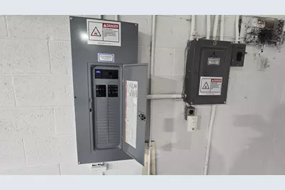 5408 W Electric Ave, West Allis, WI 53219 - Photo 15