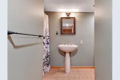 4678  Sonseeahray Dr, Richfield, WI 53033 - Photo 27