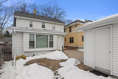 4917 N Bartlett Ave, Whitefish Bay, WI 53217 - Photo 47