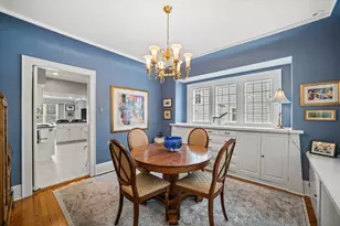 4917 N Bartlett Ave, Whitefish Bay, WI 53217 - Photo 3