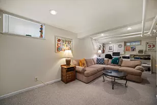 4917 N Bartlett Ave, Whitefish Bay, WI 53217 - Photo 41