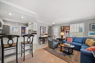 4917 N Bartlett Ave, Whitefish Bay, WI 53217 - Photo 15