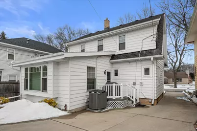 4917 N Bartlett Ave, Whitefish Bay, WI 53217 - Photo 45