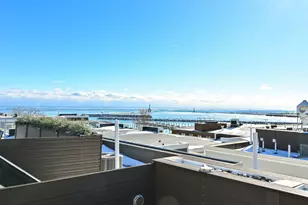 307 E Pier St, Port Washington, WI 53074 - Photo 29