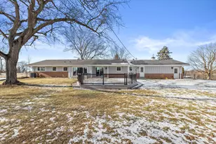 850 Janacek Rd, Brookfield, WI 53045 - Photo 45