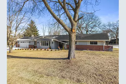 850  Janacek Rd, Brookfield, WI 53045 - Photo 13