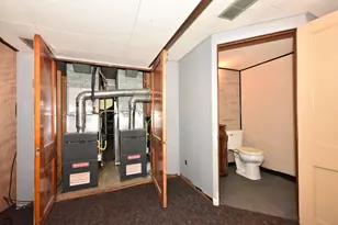 3370 S Howell Ave, Milwaukee, WI 53207 - Photo 33