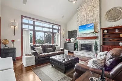 14165  Lindsay Dr, Brookfield, WI 53005 - Photo 7