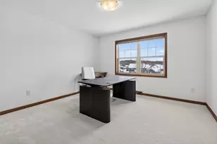 W79N417 Ridgeway Ln, Cedarburg, WI 53012 - Photo 27