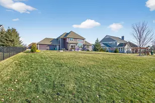 W79N417 Ridgeway Ln, Cedarburg, WI 53012 - Photo 31