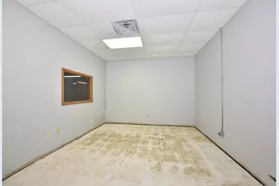 1011  Madison Ave, South Milwaukee, WI 53172 - Photo 11