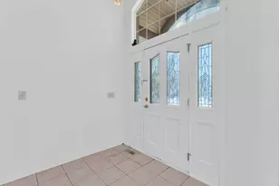 N65W15278 Blue Heron Dr, Menomonee Falls, WI 53051 - Photo 3