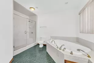 N65W15278 Blue Heron Dr, Menomonee Falls, WI 53051 - Photo 27