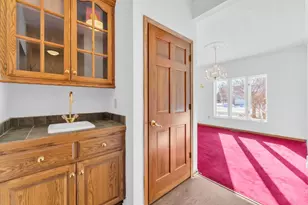 N65W15278 Blue Heron Dr, Menomonee Falls, WI 53051 - Photo 17