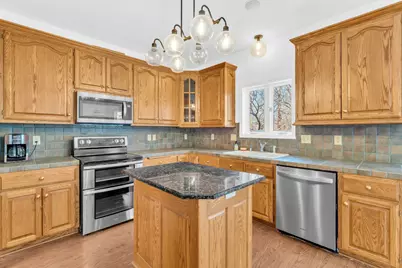 N65W15278  Blue Heron Dr, Menomonee Falls, WI 53051 - Photo 15