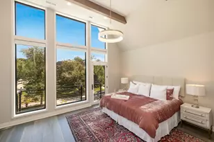 5589 N Danbury Rd, Whitefish Bay, WI 53217 - Photo 9