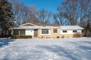 2428 S Root River Pkwy, West Allis, WI 53227 - Photo 1