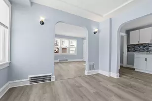 5257 N 34th St, Milwaukee, WI 53209 - Photo 3