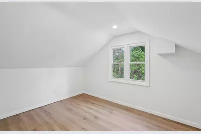 536 N 116th St, Wauwatosa, WI 53226 - Photo 31