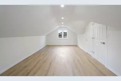 536 N 116th St, Wauwatosa, WI 53226 - Photo 29