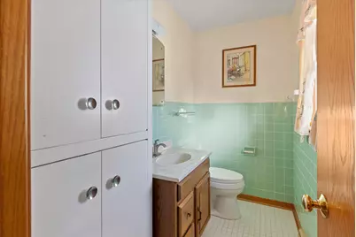 5923  Sunny Ln, Cedarburg, WI 53024 - Photo 17