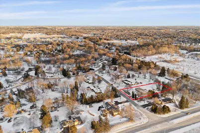 5923  Sunny Ln, Cedarburg, WI 53024 - Photo 41