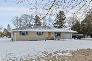5923 Sunny Ln, Cedarburg, WI 53024 - Photo 29