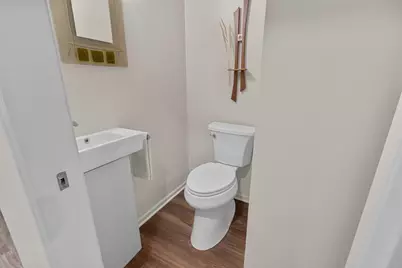 627 N Dries St, Saukville, WI 53080 - Photo 5