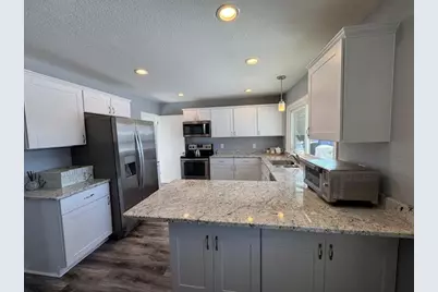 5637 S Quality Ave, Cudahy, WI 53110 - Photo 17