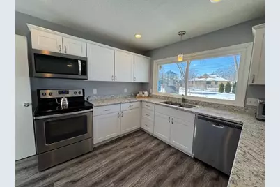 5637 S Quality Ave, Cudahy, WI 53110 - Photo 3