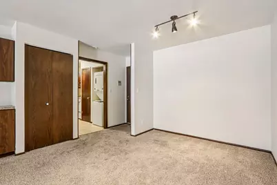 5200 S Tuckaway Blvd #107A, Greenfield, WI 53221 - Photo 19