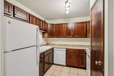 5200 S Tuckaway Blvd #107A, Greenfield, WI 53221 - Photo 13