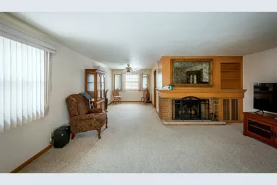 7535  25th Ave, Kenosha, WI 53143 - Photo 3