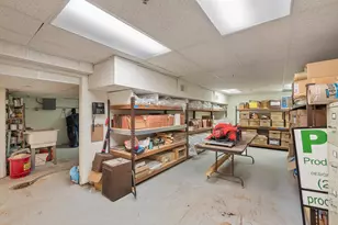 N90W16995 Appleton Ave, Menomonee Falls, WI 53051 - Photo 11