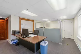 N90W16995 Appleton Ave, Menomonee Falls, WI 53051 - Photo 9