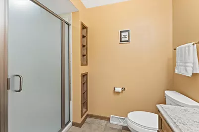 7170 S Countryside Dr, Franklin, WI 53132 - Photo 31