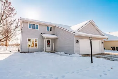 641  Small Farm Rd, Mukwonago, WI 53149 - Photo 5