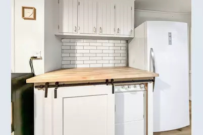 2923  Wedemeyer St, Sheboygan, WI 53081 - Photo 9