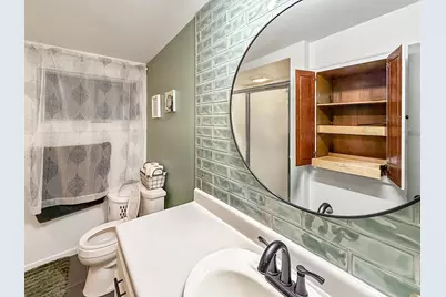 2923  Wedemeyer St, Sheboygan, WI 53081 - Photo 11