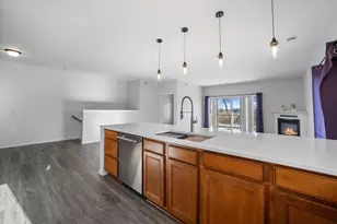 1500 Gabriel Dr, Waukesha, WI 53188 - Photo 5