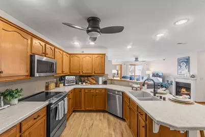 952  Oconomowoc Pkwy, Oconomowoc, WI 53066 - Photo 13