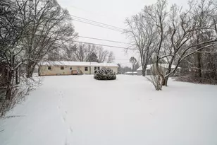 W136N8741 Esquire Rd, Menomonee Falls, WI 53051 - Photo 45