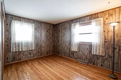 W136N8741  Esquire Rd, Menomonee Falls, WI 53051 - Photo 21