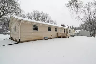 W136N8741  Esquire Rd, Menomonee Falls, WI 53051 - Photo 41