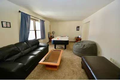 716  St. Johns Dr #718, Delafield, WI 53018 - Photo 17